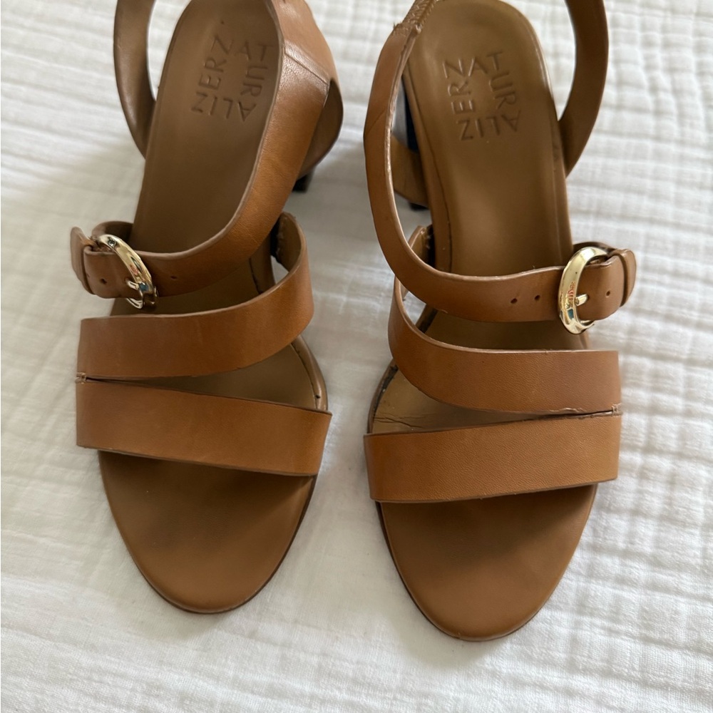 Naturalizer Tan Leather Heels